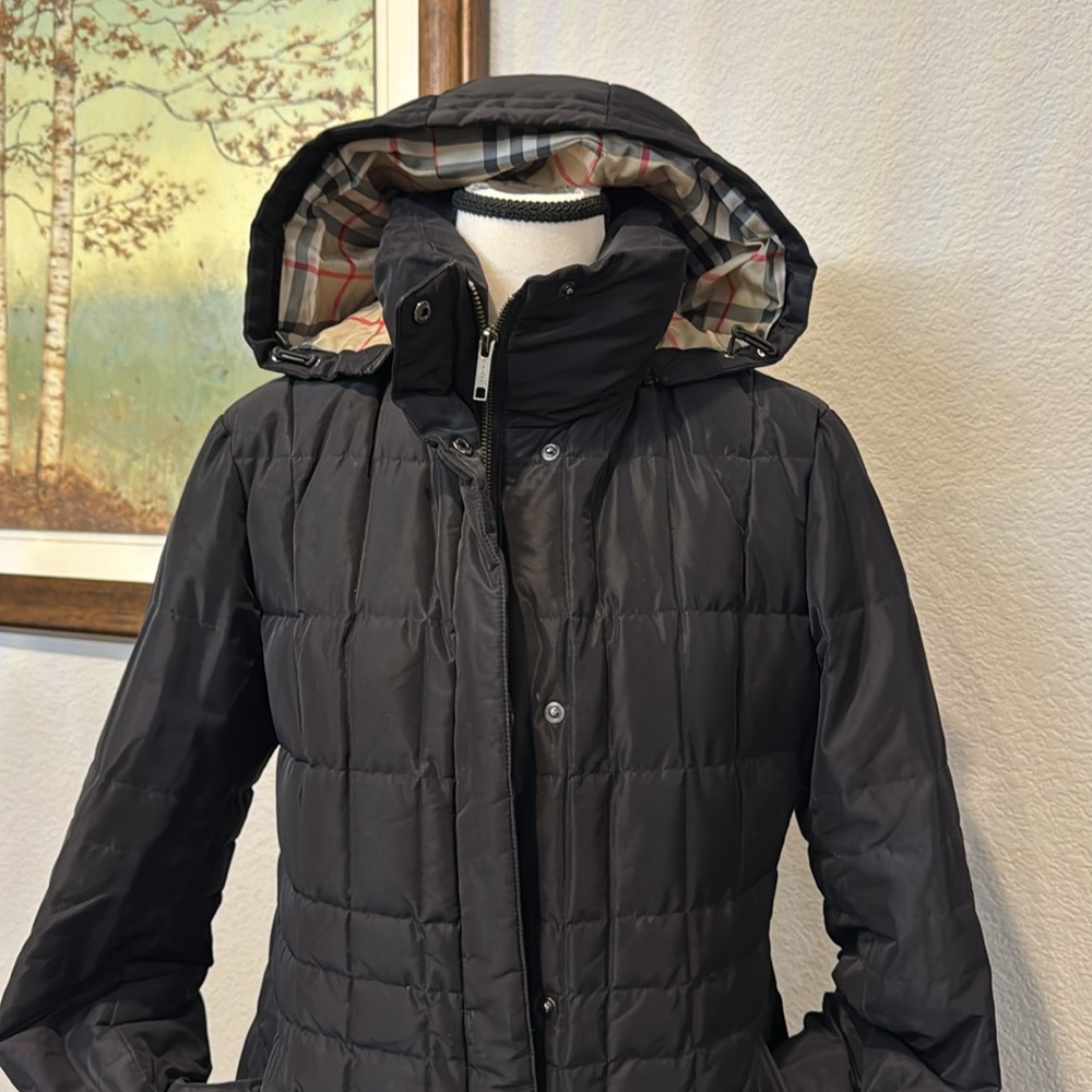 Authentic Burberry Coat with hood - Picture 2 of 15